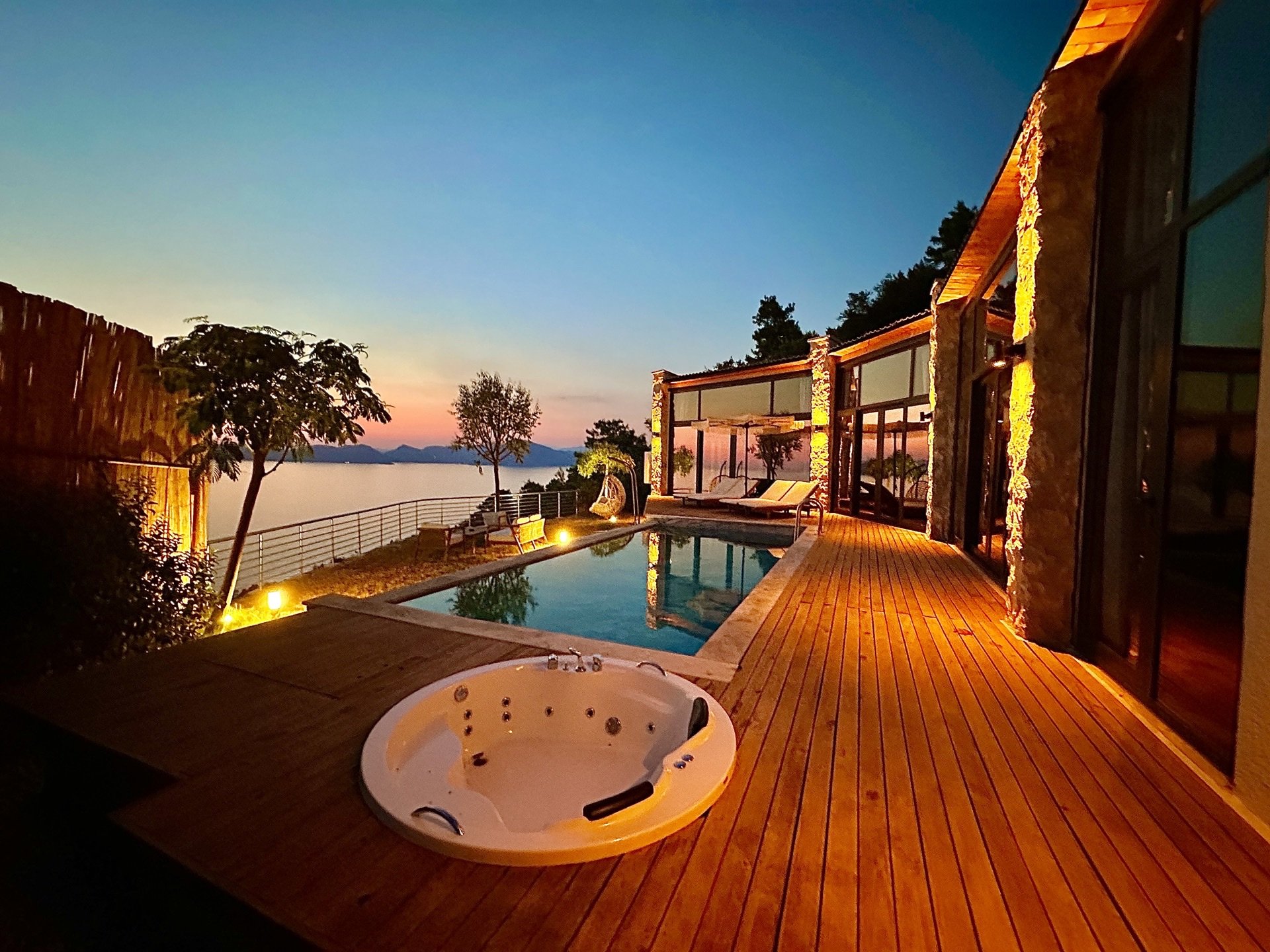 King Deluxe Villa — La Luna Faralya